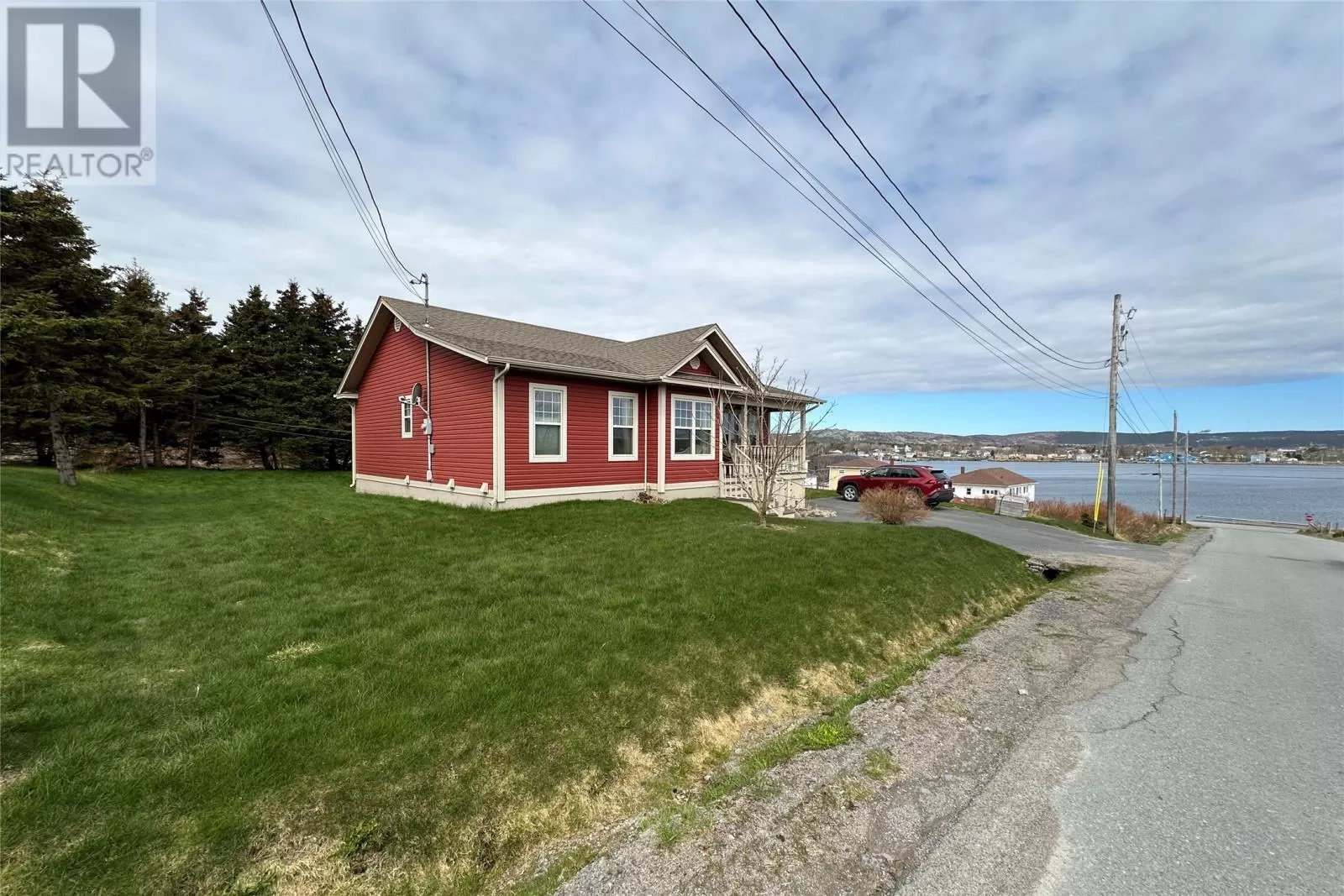 House for rent: 2 Dawes Road, Bay Roberts, Newfoundland & Labrador A0A 1G0