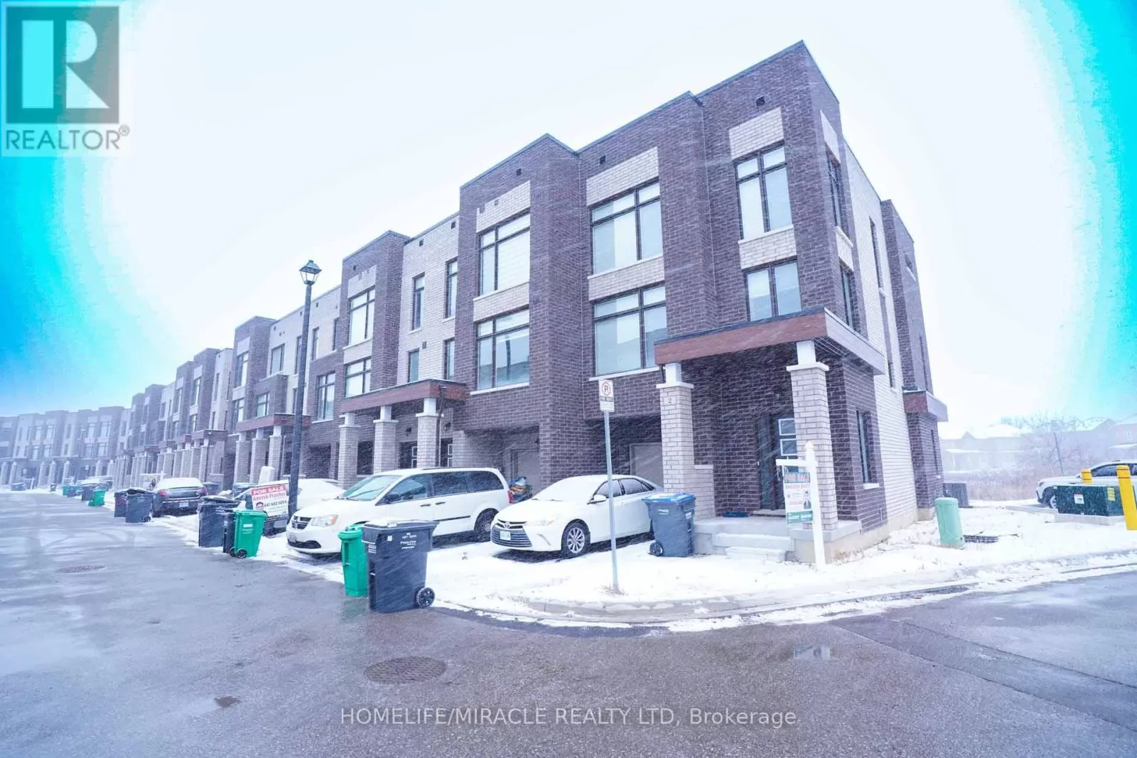 Row / Townhouse for rent: 2 Queenpost Drive, Brampton, Ontario L6Y 6L2