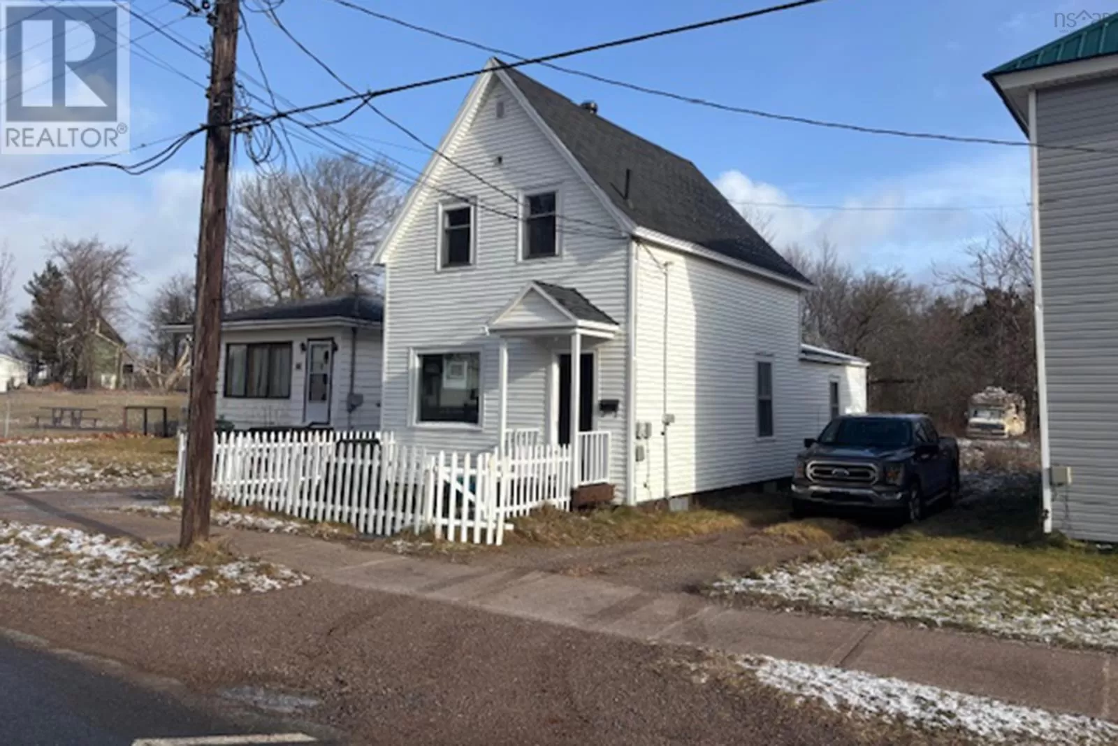 House for rent: 20 Park Street, Amherst, Nova Scotia B4H 2R1