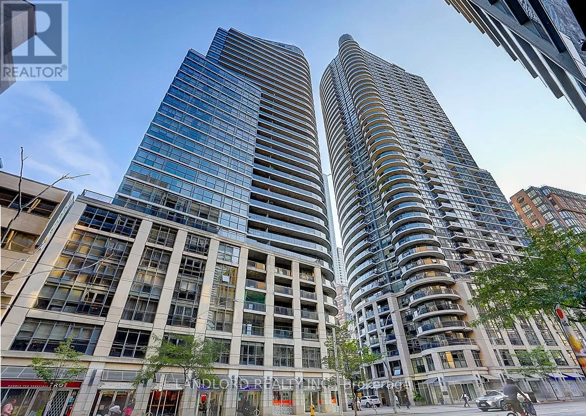 Apartment for rent: 2003 - 21 Carlton Street, Toronto, Ontario M5B 1L3