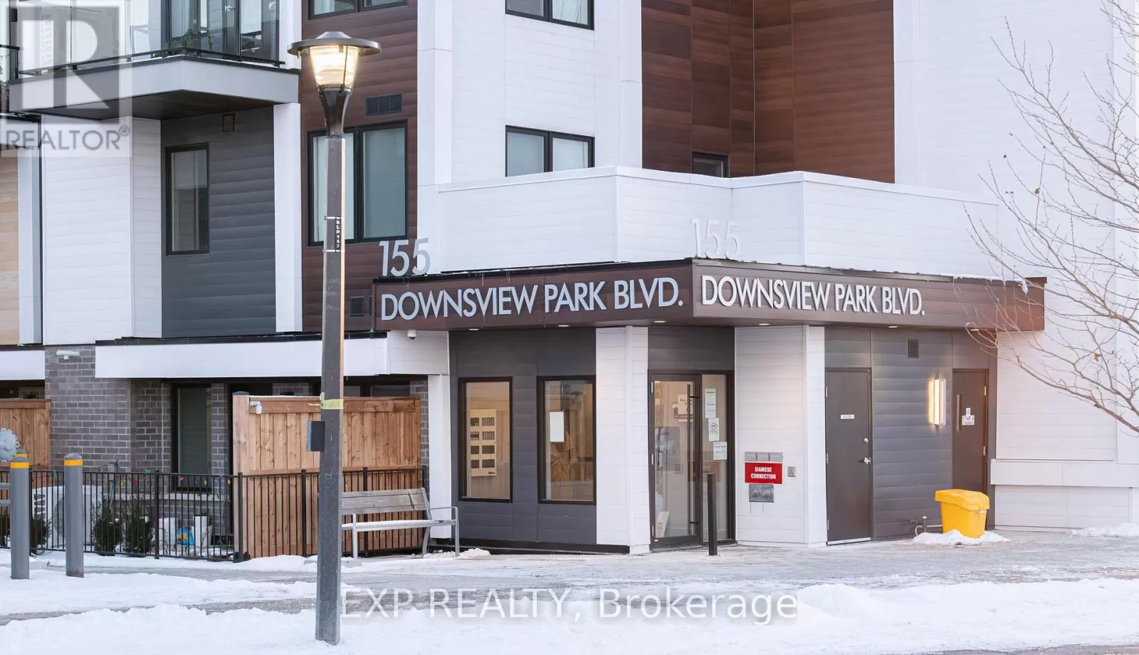 Row / Townhouse for rent: 201 - 155 Downsview Park Boulevard, Toronto, Ontario M3K 0E3