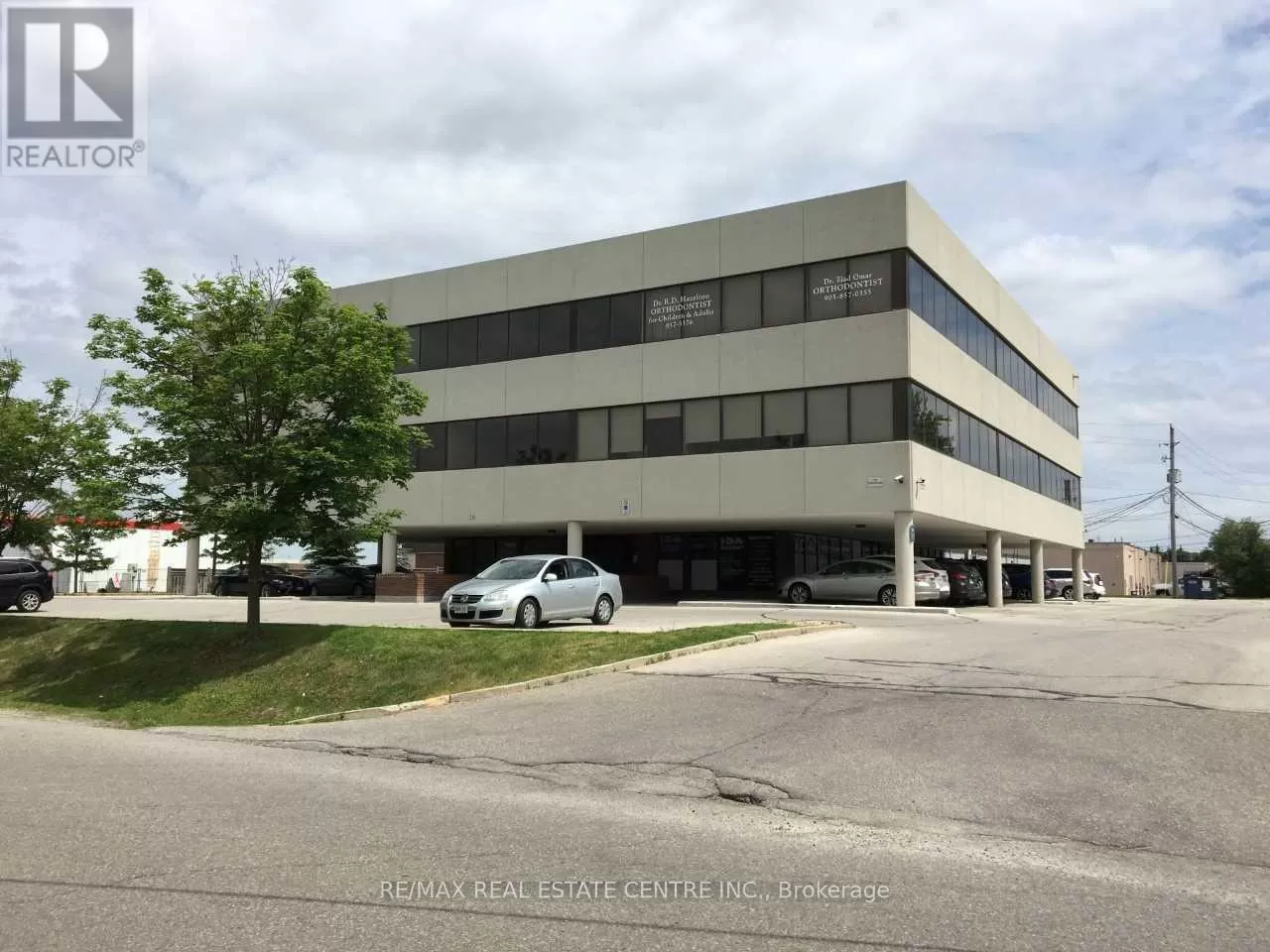 Offices for rent: 201 - 30 Martha Street, Caledon, Ontario L7E 5V1