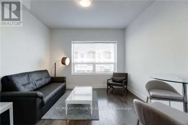 Other for rent: 201 - 683 Danforth Avenue, Toronto, Ontario M4J 1L2