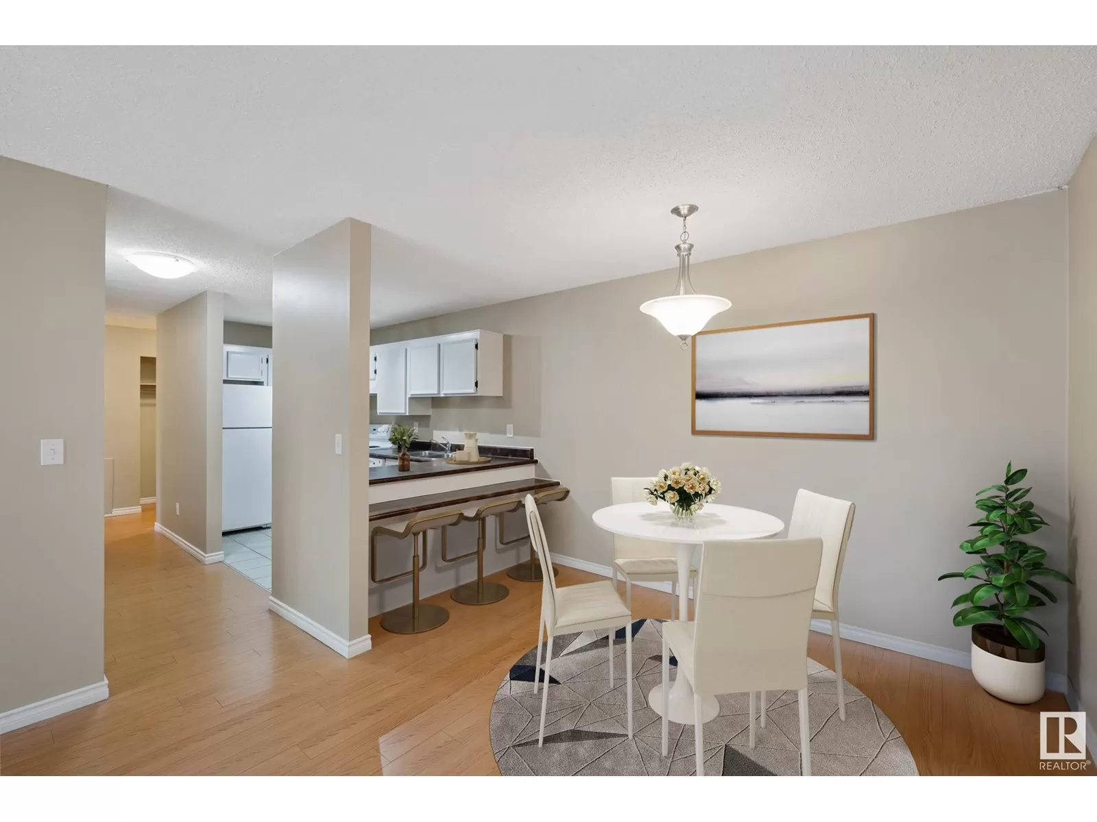 Apartment for rent: #202 12408 161 Av Nw, Edmonton, Alberta T5X 4W6
