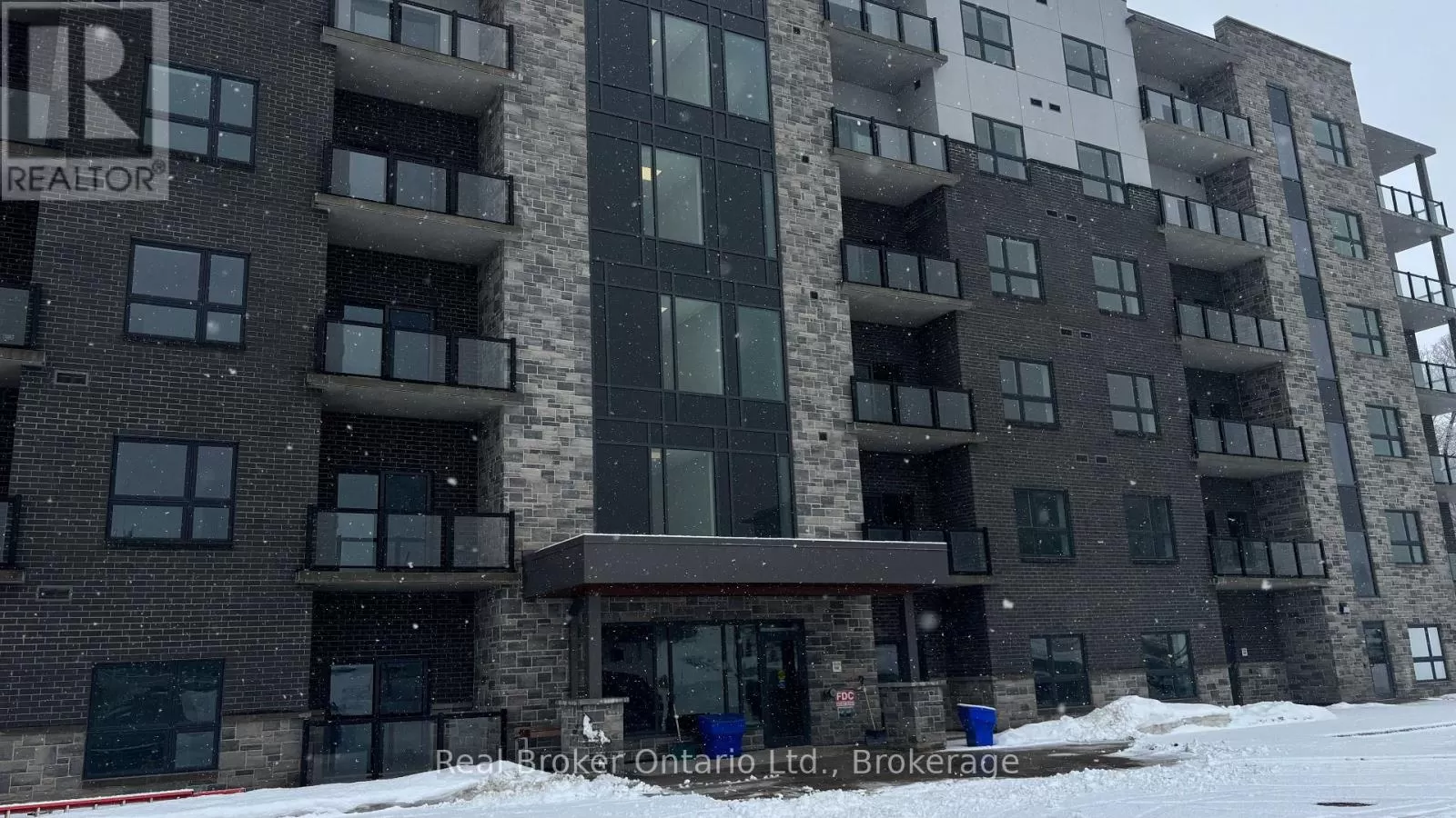 Apartment for rent: 203 - 1000 Lackner Place, Kitchener, Ontario N2A 4A8