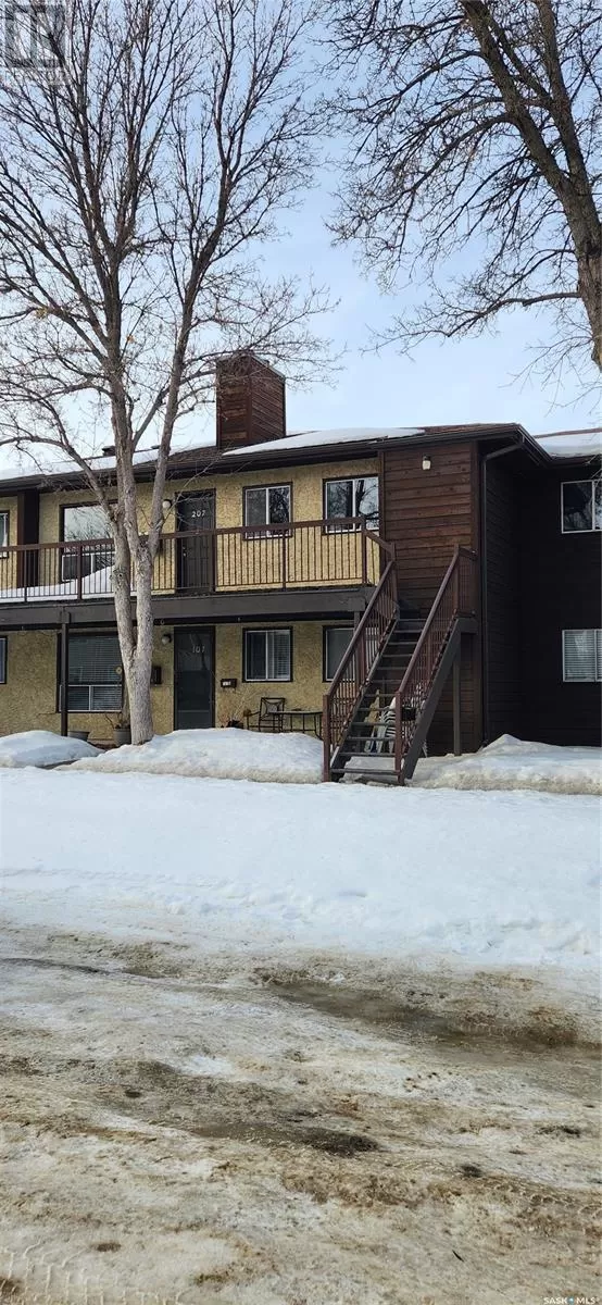 Apartment for rent: 207b 1350 Gordon Road, Moose Jaw, Saskatchewan S6H 7R9