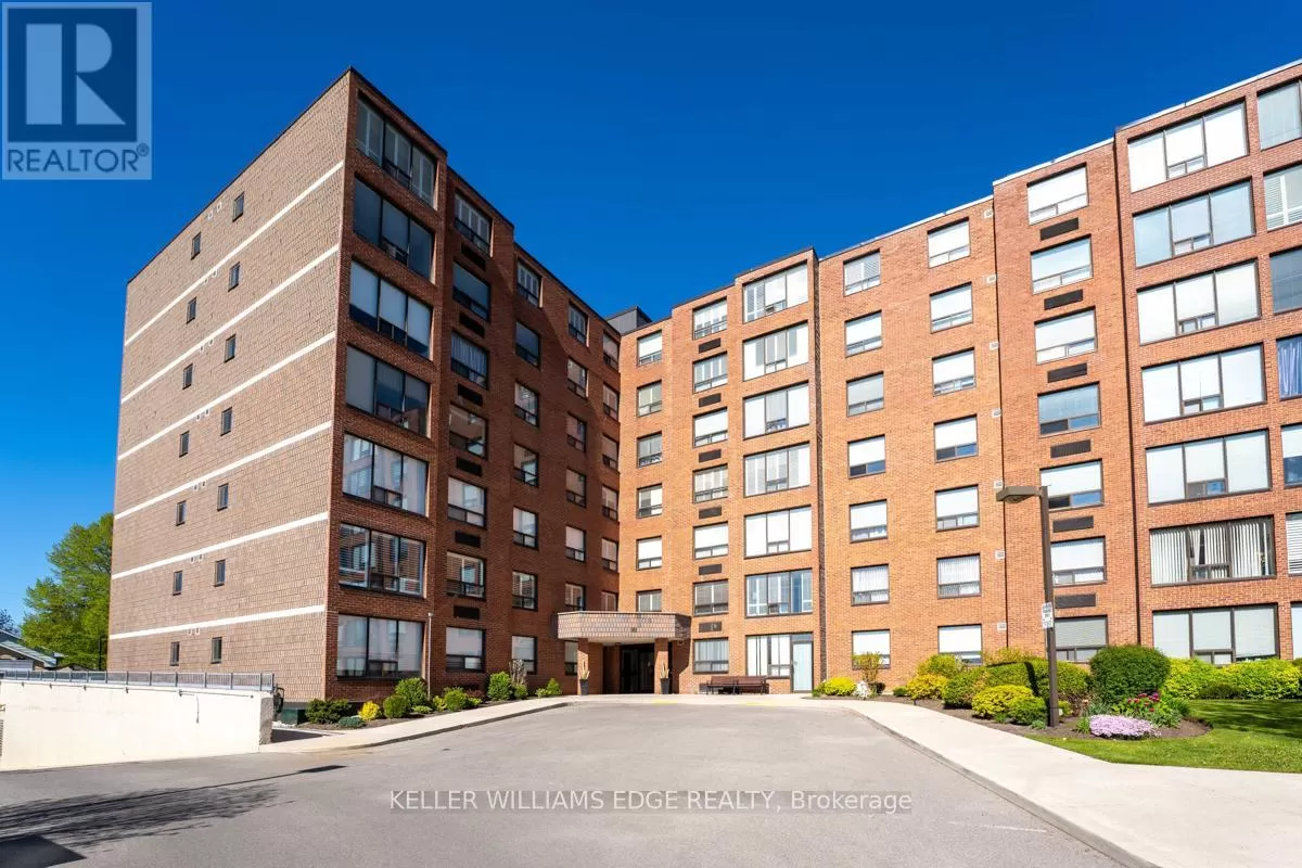 Apartment for rent: 208 - 99 Donn Avenue, Hamilton, Ontario L8G 5B2