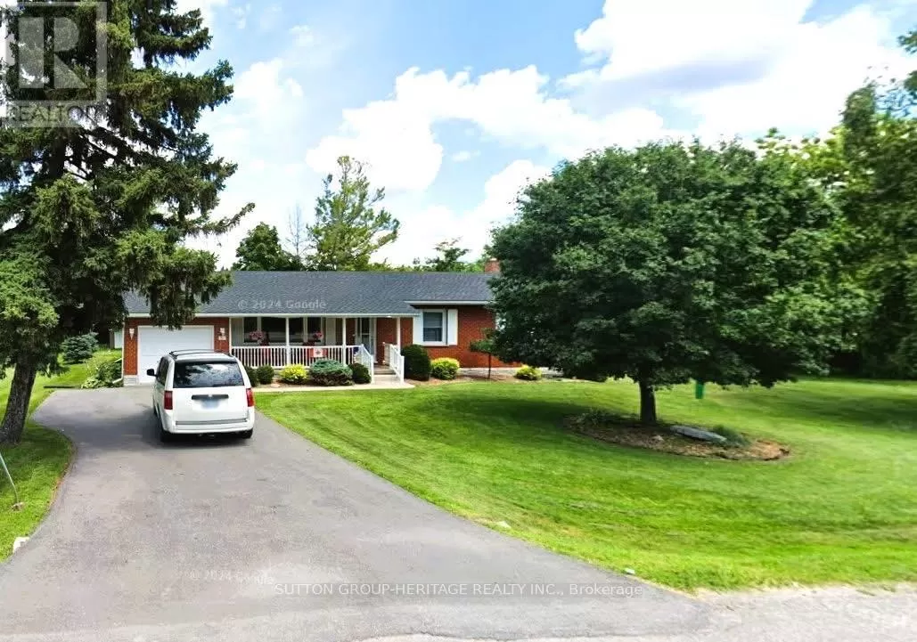 House for rent: 209 Hillview Drive, Smith-Ennismore-Lakefield, Ontario K9K 2N2