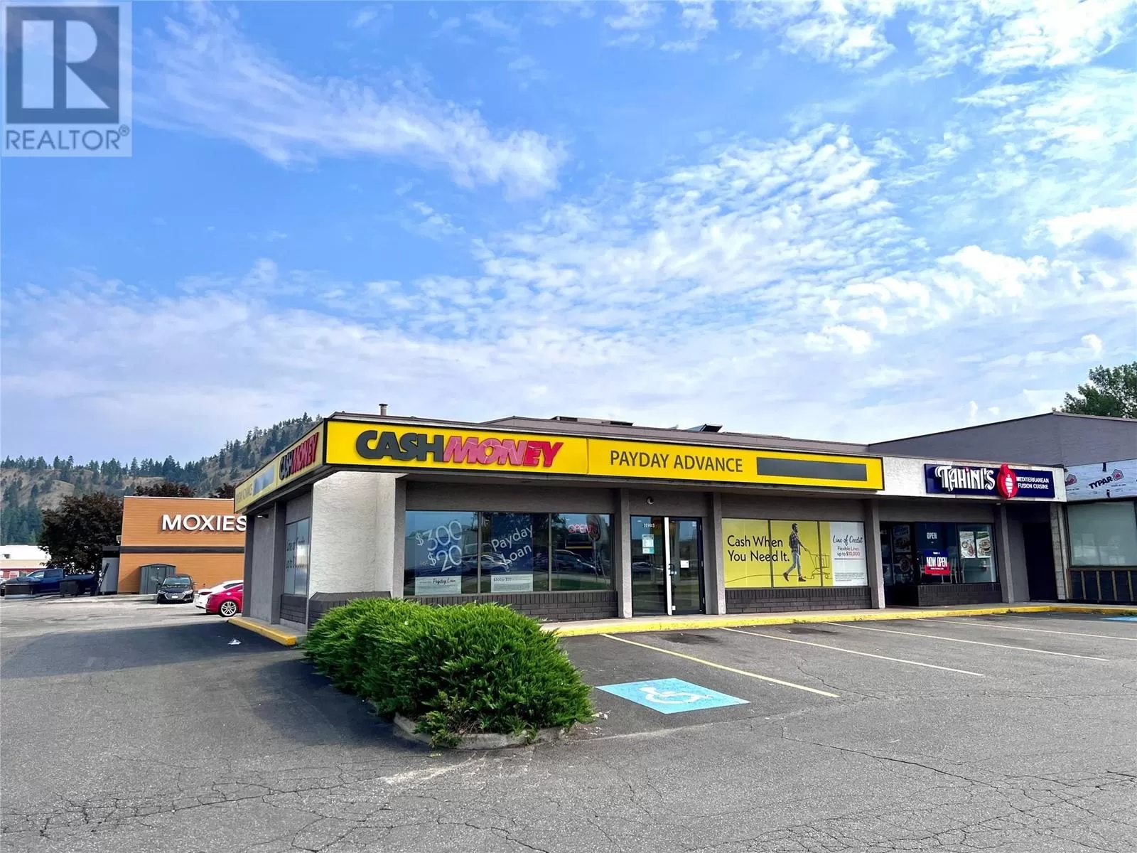 Retail for rent: 2090 Harvey Avenue Unit# 3a, Kelowna, British Columbia V1Y 8P8