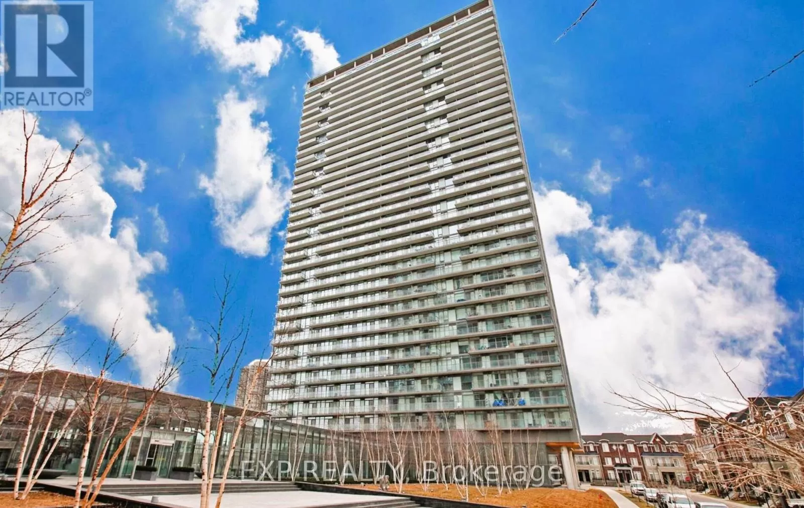 Apartment for rent: 2104 - 105 The Queensway Avenue, Toronto, Ontario M6S 5B5