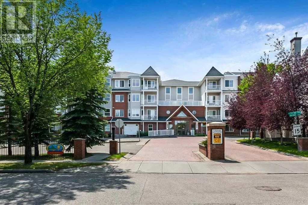 Apartment for rent: 214, 8 Prestwick Pond Terrace Se, Calgary, Alberta T2Z 4P3