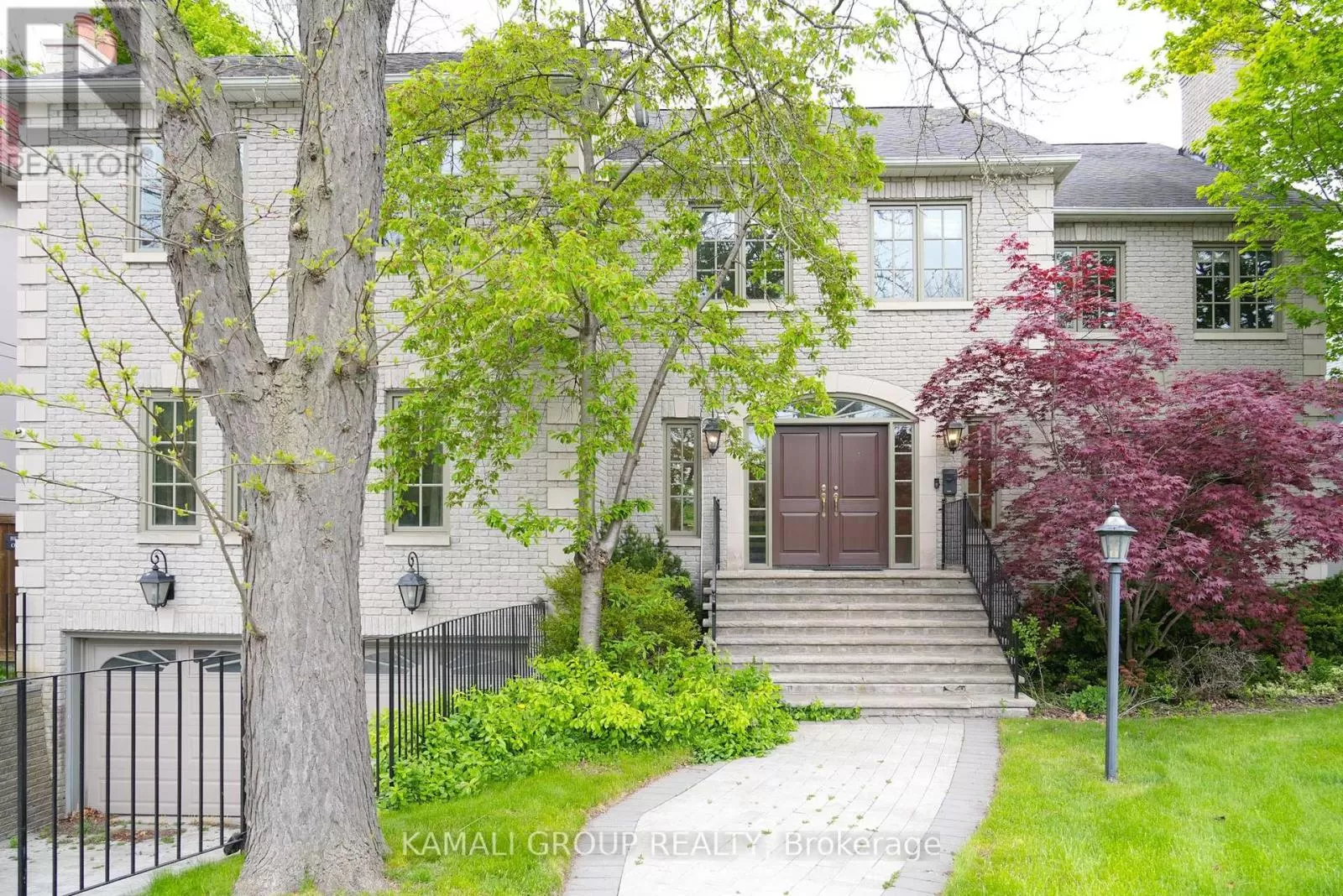 House for rent: 218 Owen Boulevard, Toronto, Ontario M2P 1G7