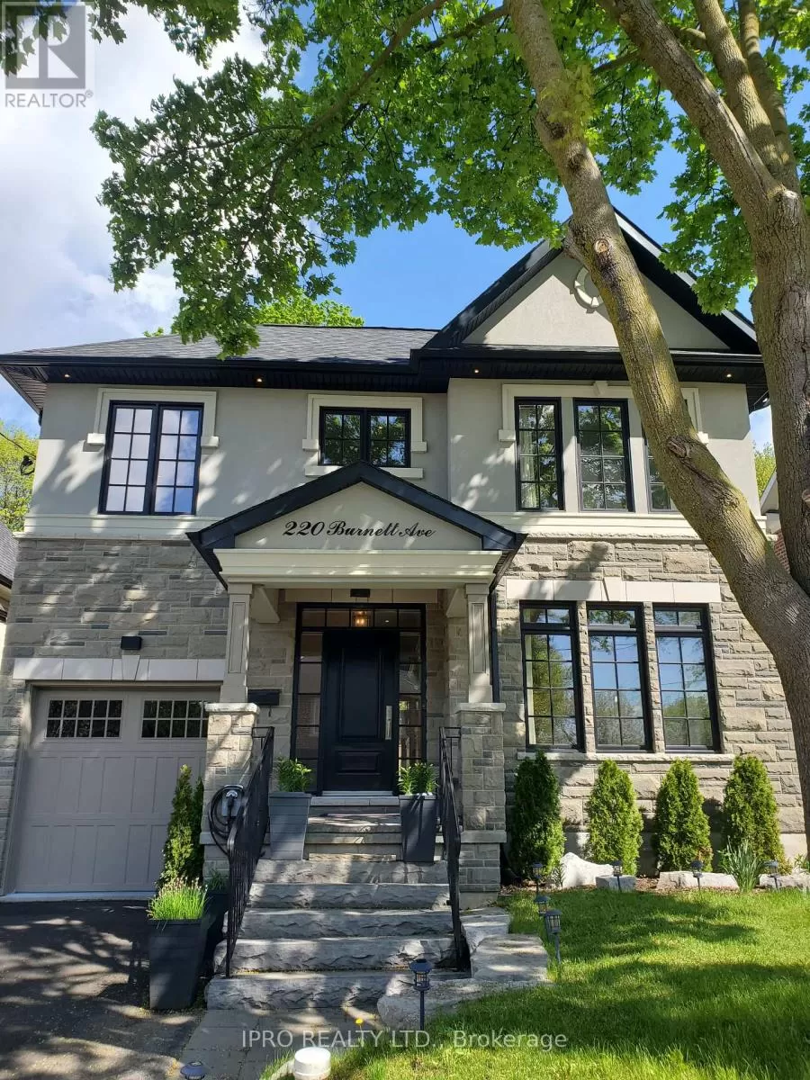 House for rent: 220 Burnett Avenue, Toronto, Ontario M2N 1V8