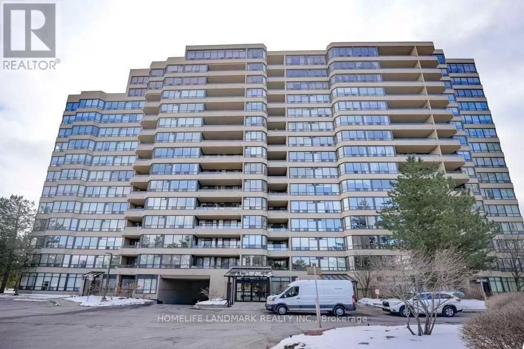 Apartment for rent: 221 - 32 Clarissa Drive, Richmond Hill, Ontario L4C 9R7