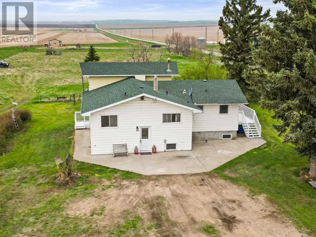 House for rent: 222071 Township Road 224, Rural Wheatland County, Alberta T0J 1N0