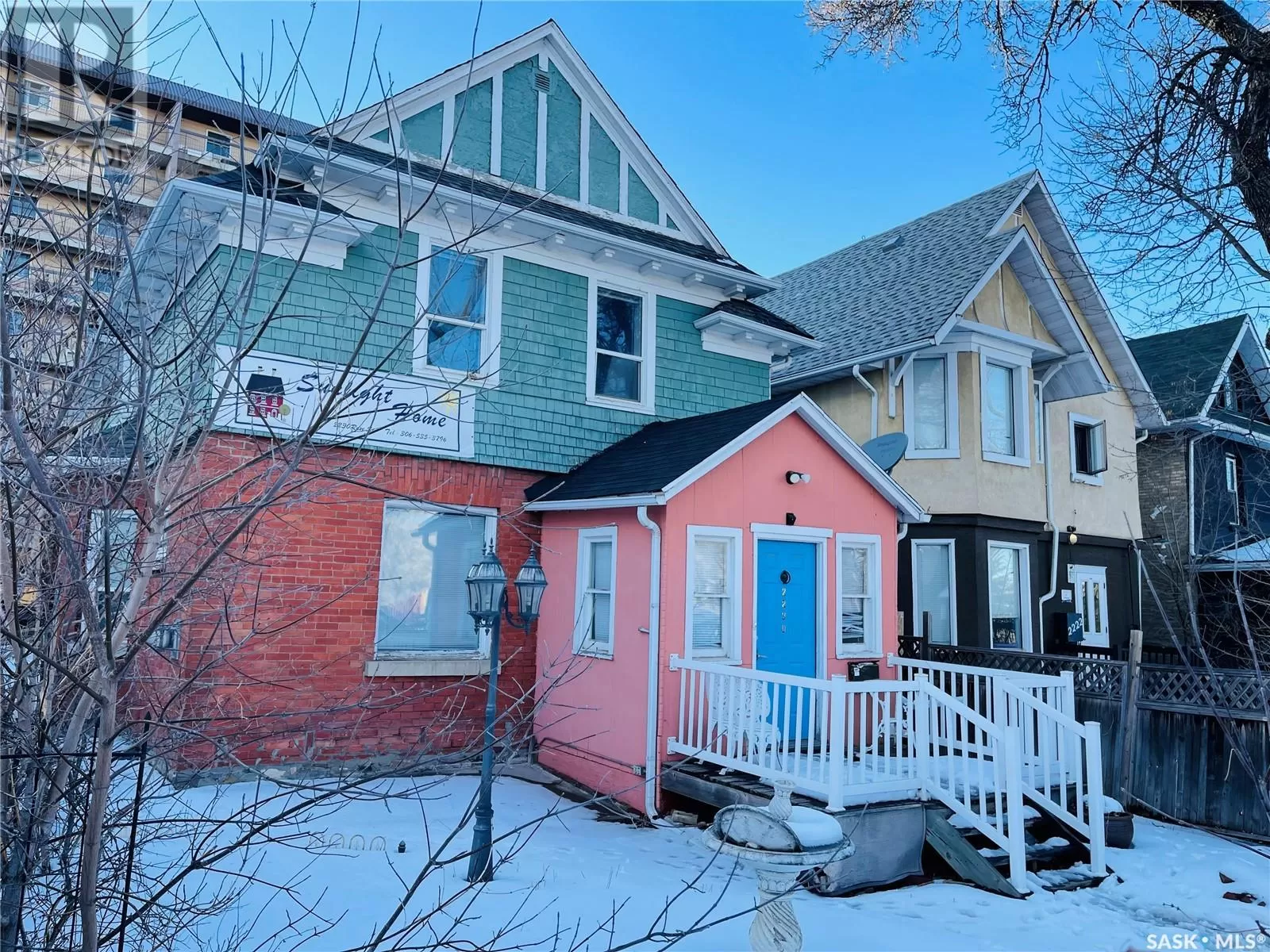 House for rent: 2230 Rose Street, Regina, Saskatchewan S4R 2A6