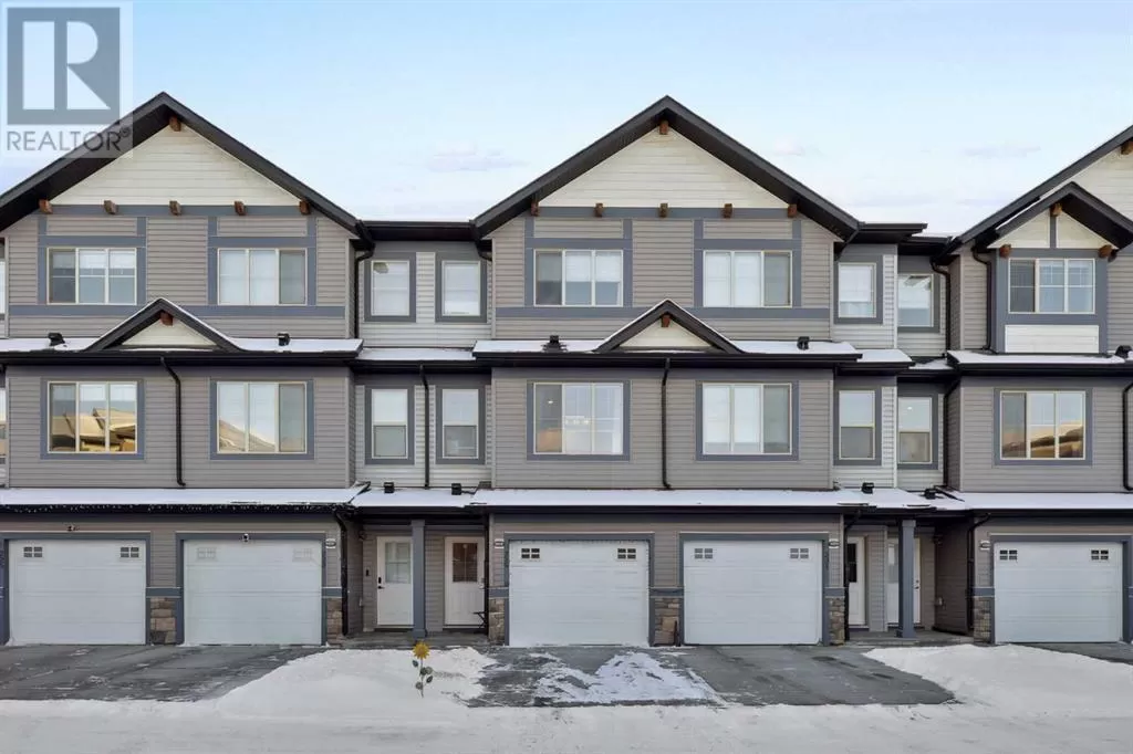 Row / Townhouse for rent: 229 Sage Hill Grove Nw, Calgary, Alberta T3R 0Z8