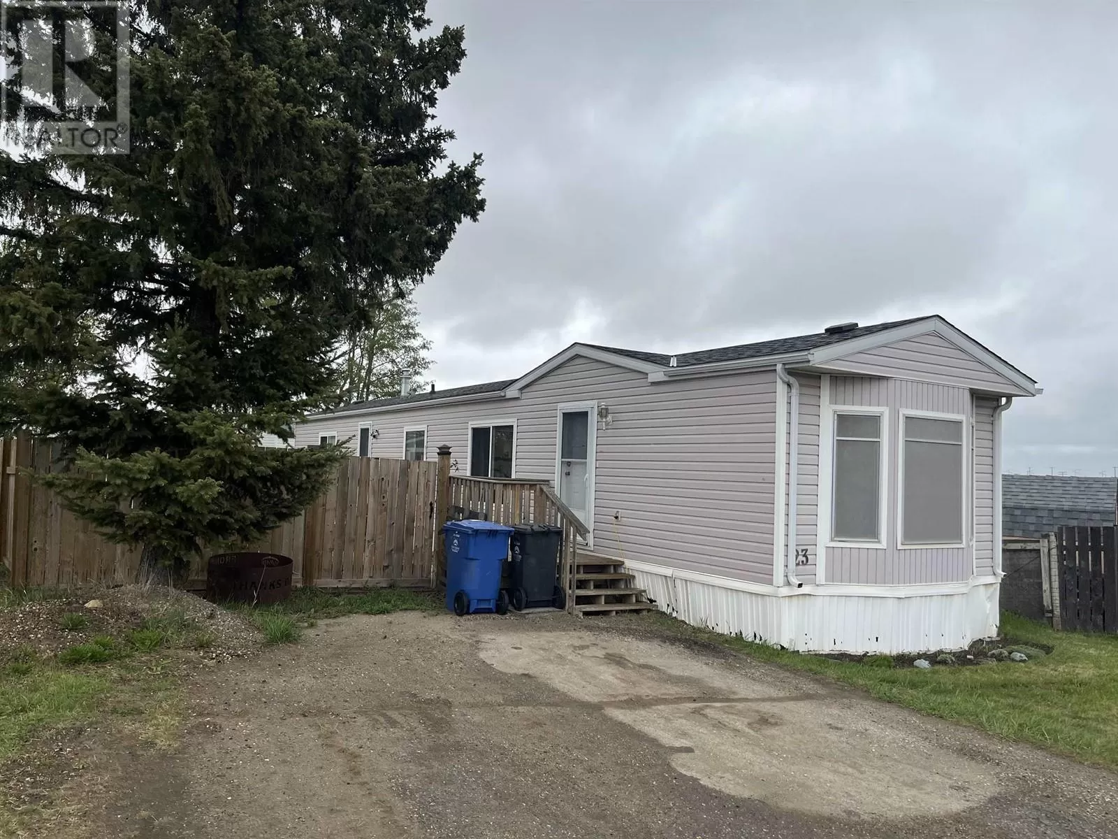 Manufactured Home/Mobile for rent: 23 8420 Alaska Road, Fort St. John, British Columbia V1J 4J6