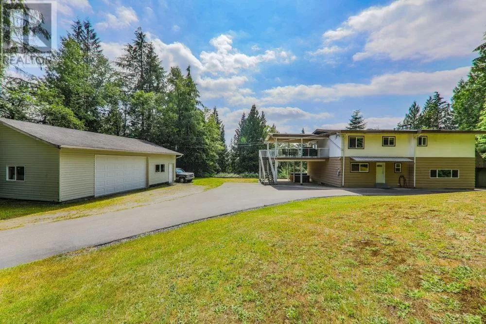 House for rent: 23215 141 Avenue, Maple Ridge, British Columbia V4R 2R4