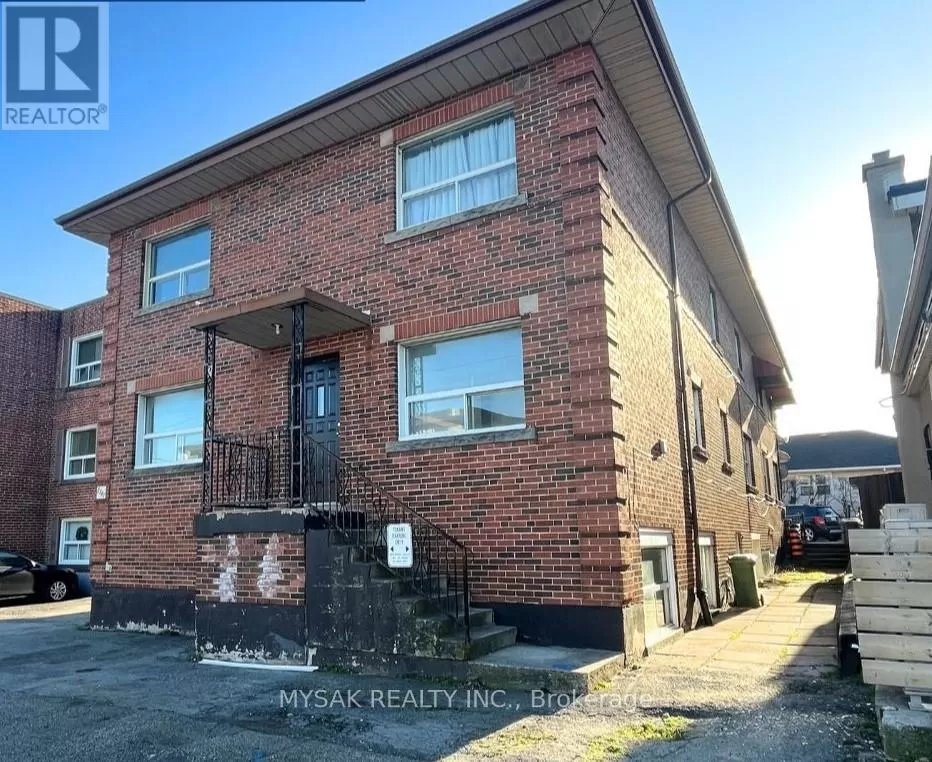 Multi-Family for rent: 2342 King Street E, Hamilton, Ontario L8K 1X7