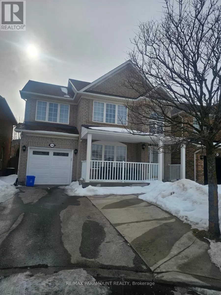 House for rent: 2360 Proudfoot Trail, Oakville, Ontario L6M 3Y2