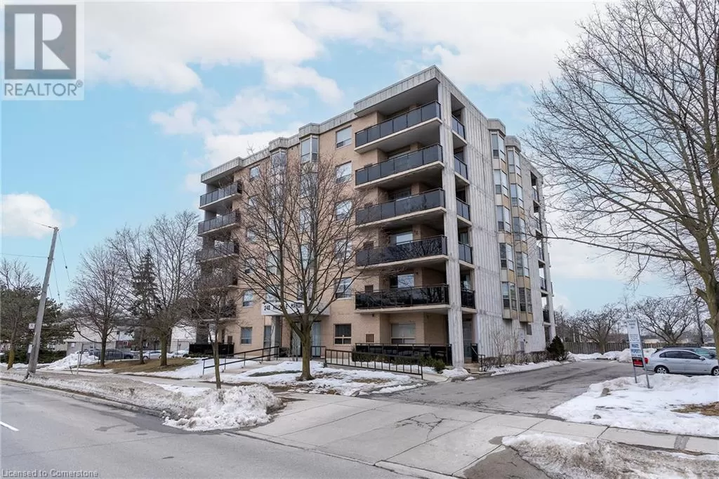 Apartment for rent: 240 Quigley Road Unit# 404, Hamilton, Ontario L8K 5M9