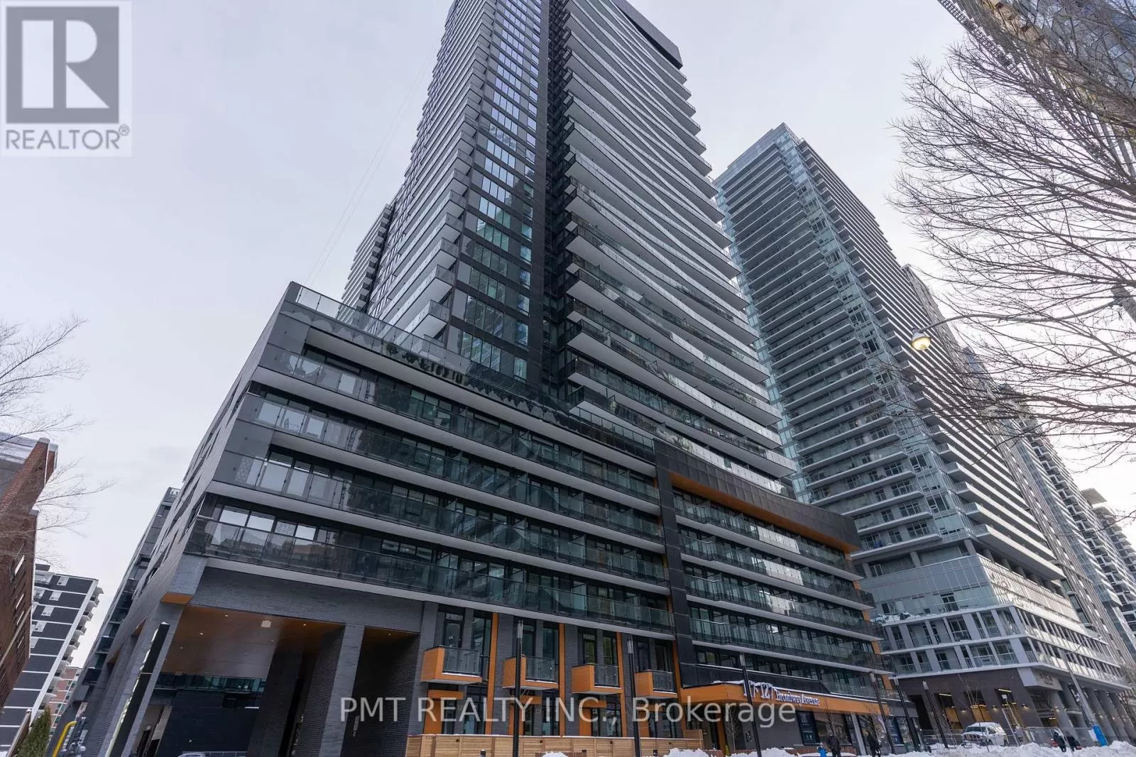 Apartment for rent: 2404 - 117 Broadway Avenue, Toronto, Ontario M4P 1V3