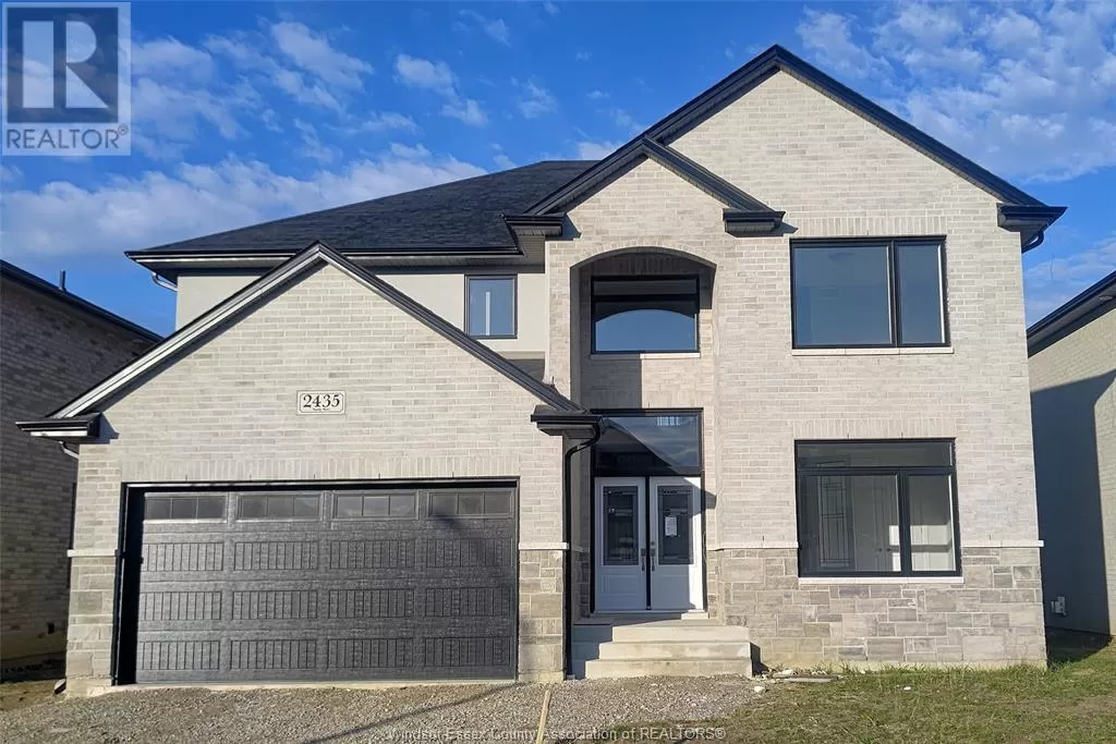 House for rent: 2435 Roxborough, Windsor, Ontario N9E 2Z7