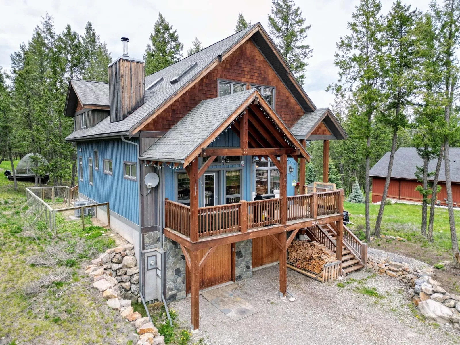 House for rent: 2474 Castlestone Drive, Invermere, British Columbia V0A 1K6