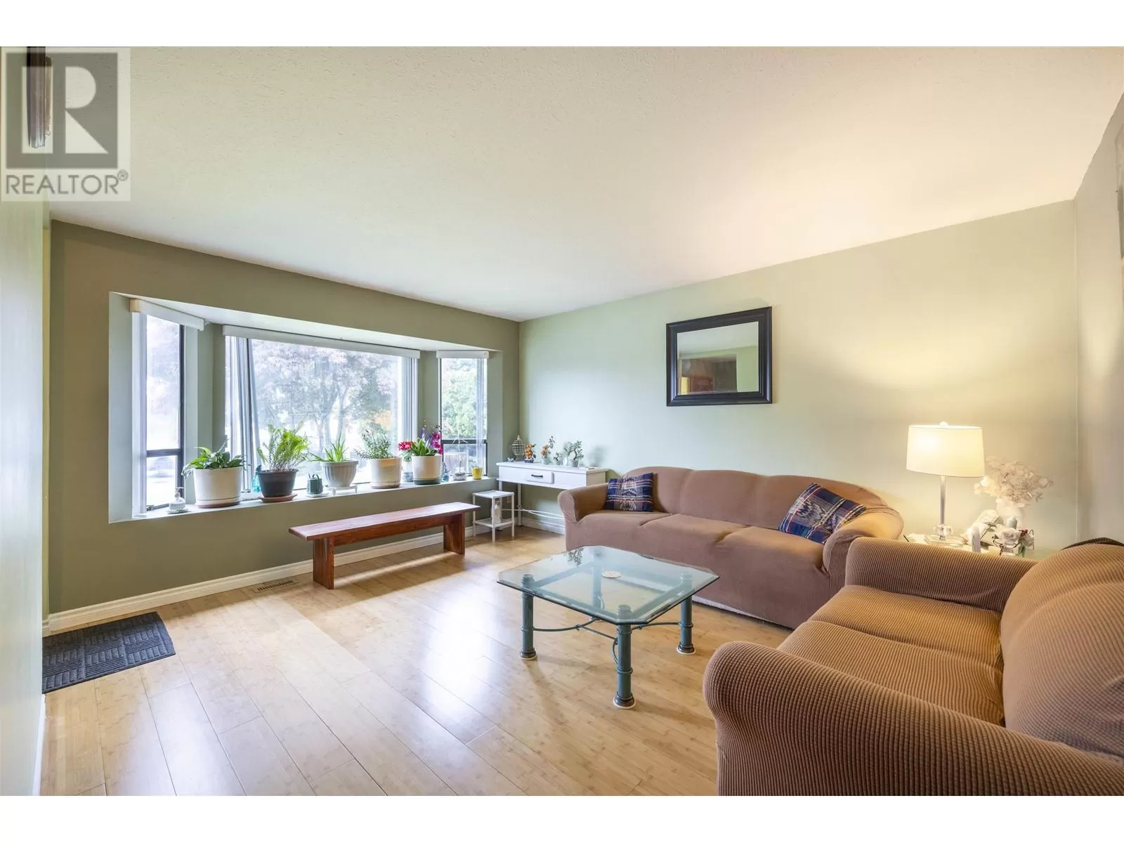 House for rent: 2480 Mclennan Avenue, Richmond, British Columbia V6X 2N7