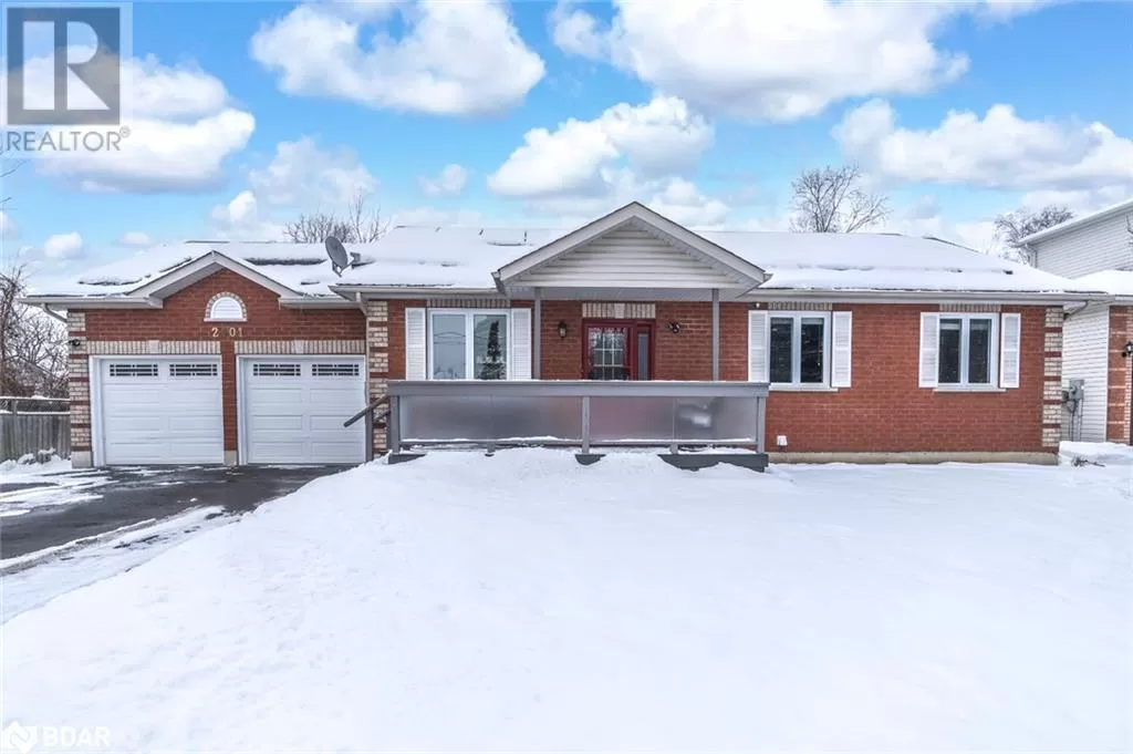 House for rent: 2501 Holiday Way, Innisfil, Ontario L9S 2H4