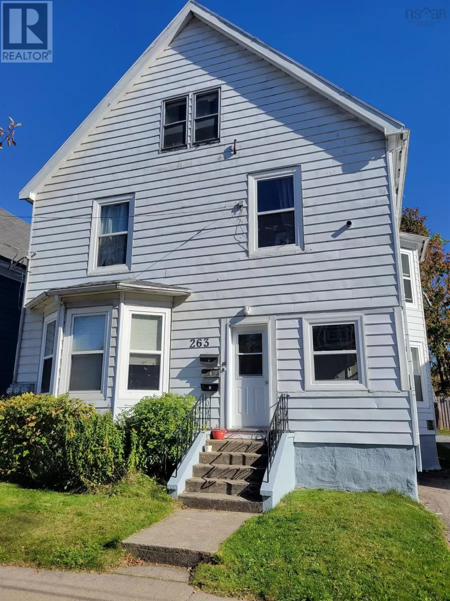 Triplex for rent: 263 Bentinck Street, Sydney, Nova Scotia B1P 1G8