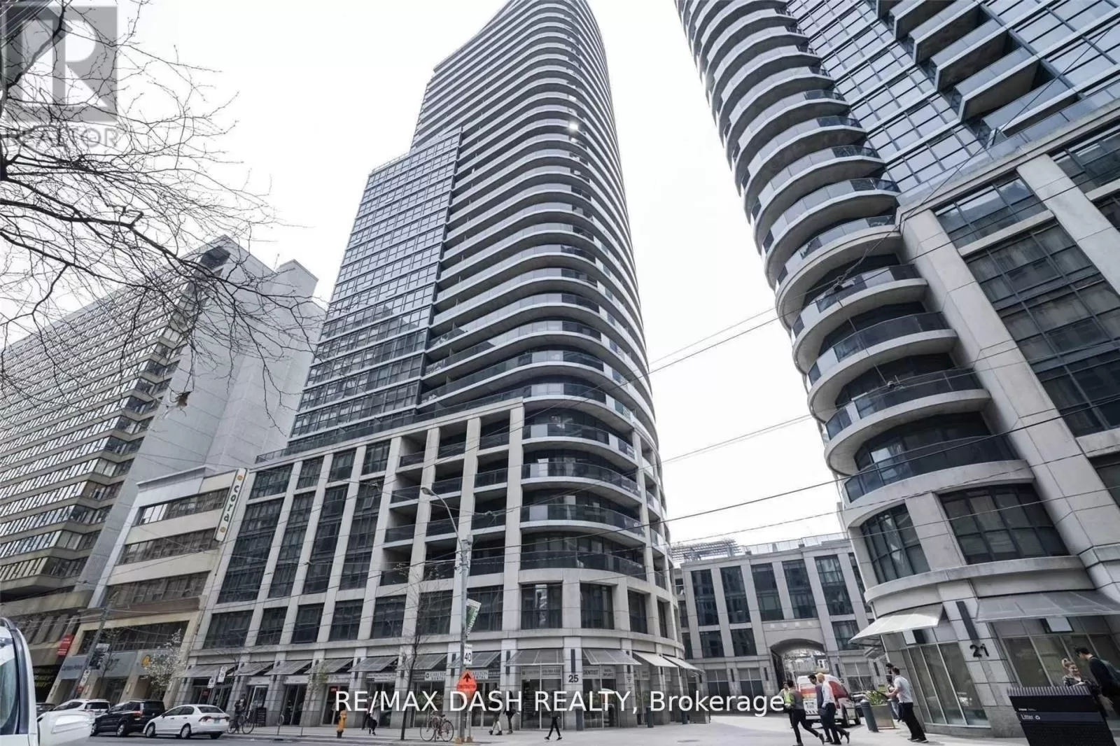 Apartment for rent: 2701 - 25 Carlton Street, Toronto, Ontario M5B 1L4