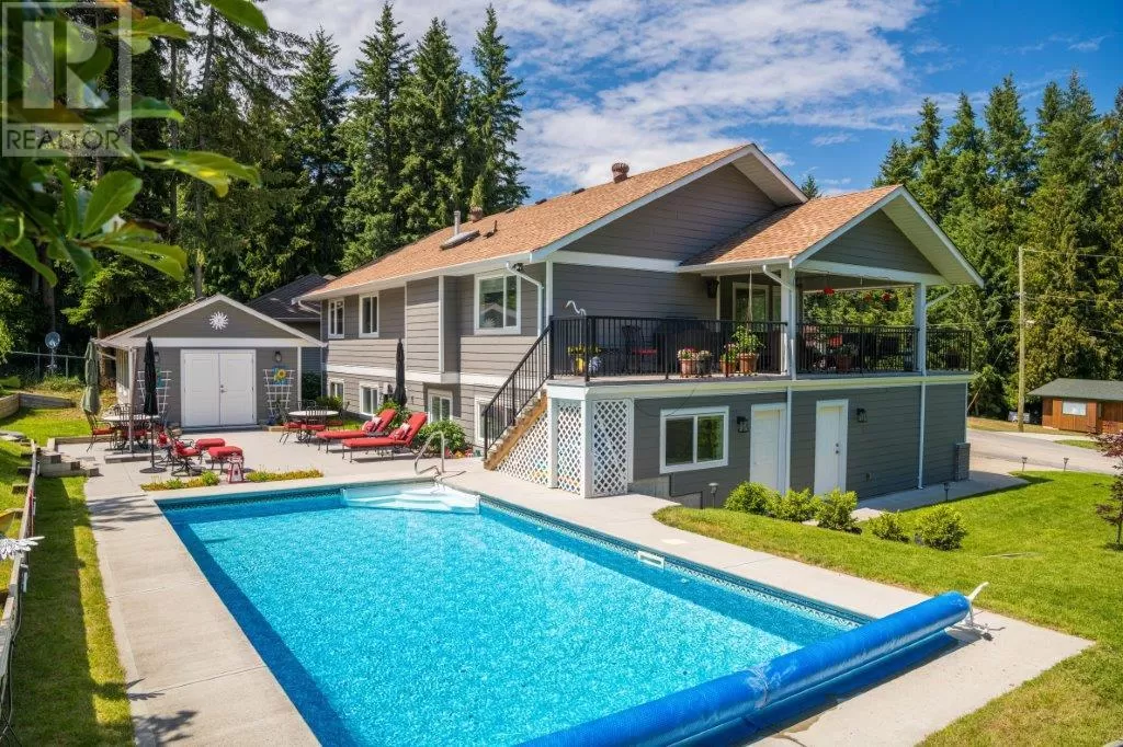 House for rent: 2825 Parkland Place, Blind Bay, British Columbia V0E 1H1