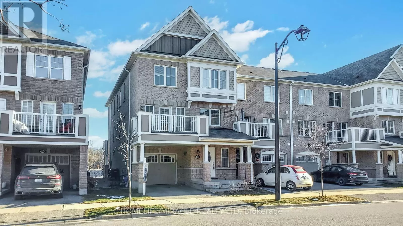 Row / Townhouse for rent: 288 Casson Point, Milton, Ontario L9T 2X5