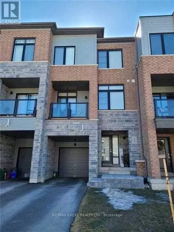 Row / Townhouse for rent: 29 Vantage Loop, Newmarket, Ontario L3X 0K6