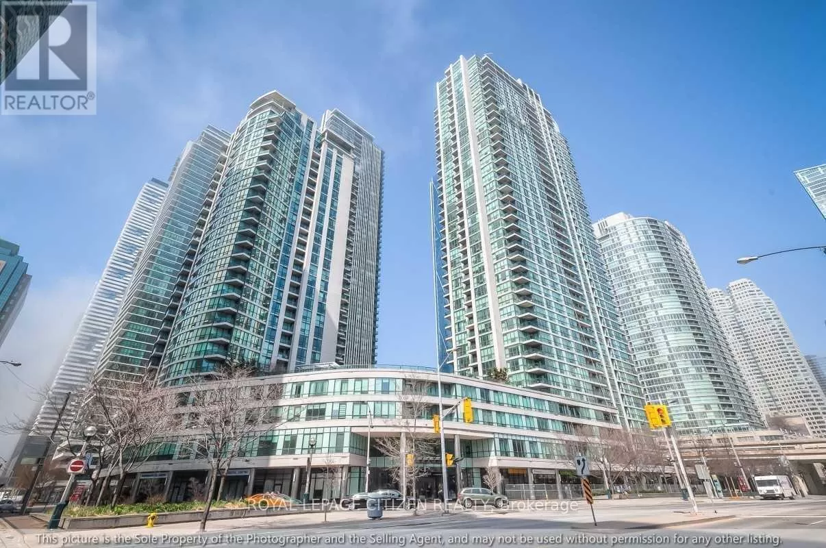 Apartment for rent: 2905 - 12 Yonge Street, Toronto, Ontario M5E 2A3