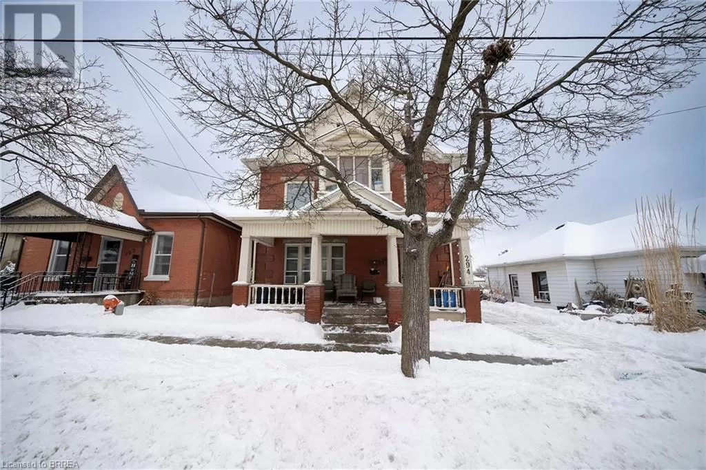 Fourplex for rent: 294 Darling Street, Brantford, Ontario N3S 3X8