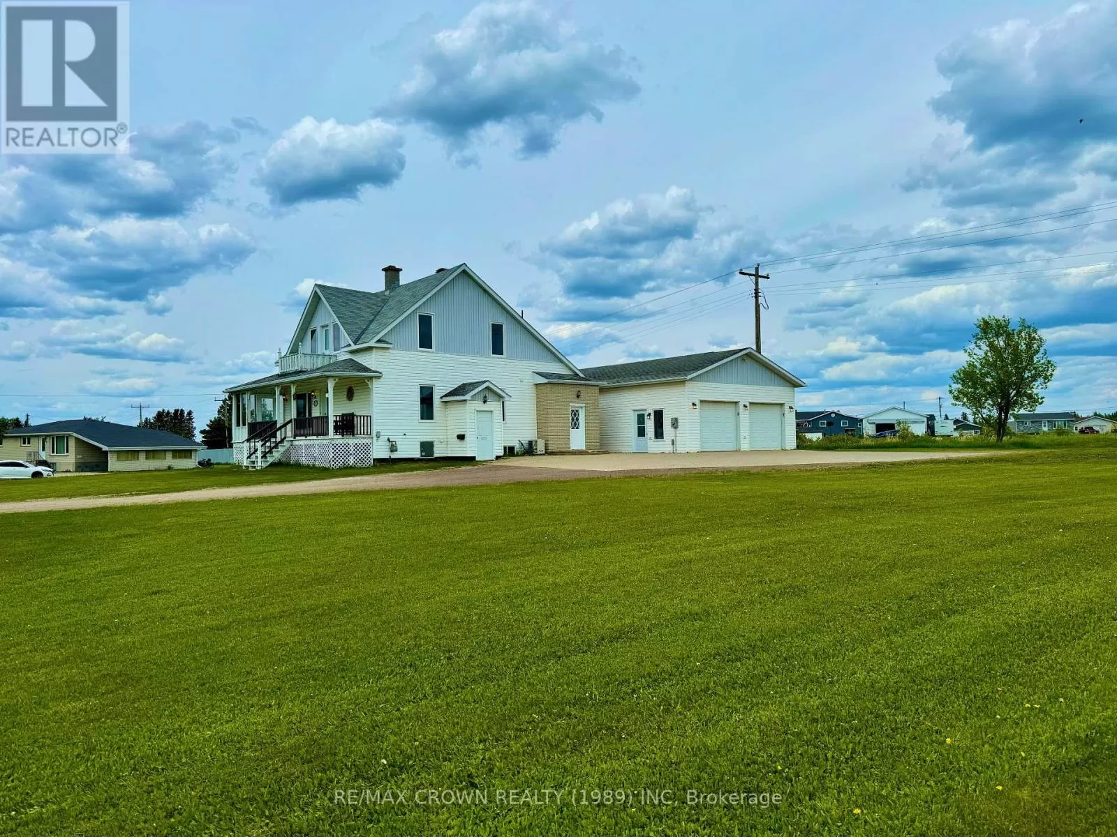 House for rent: 298 Government Road E, Kapuskasing, Ontario P5N 2X3