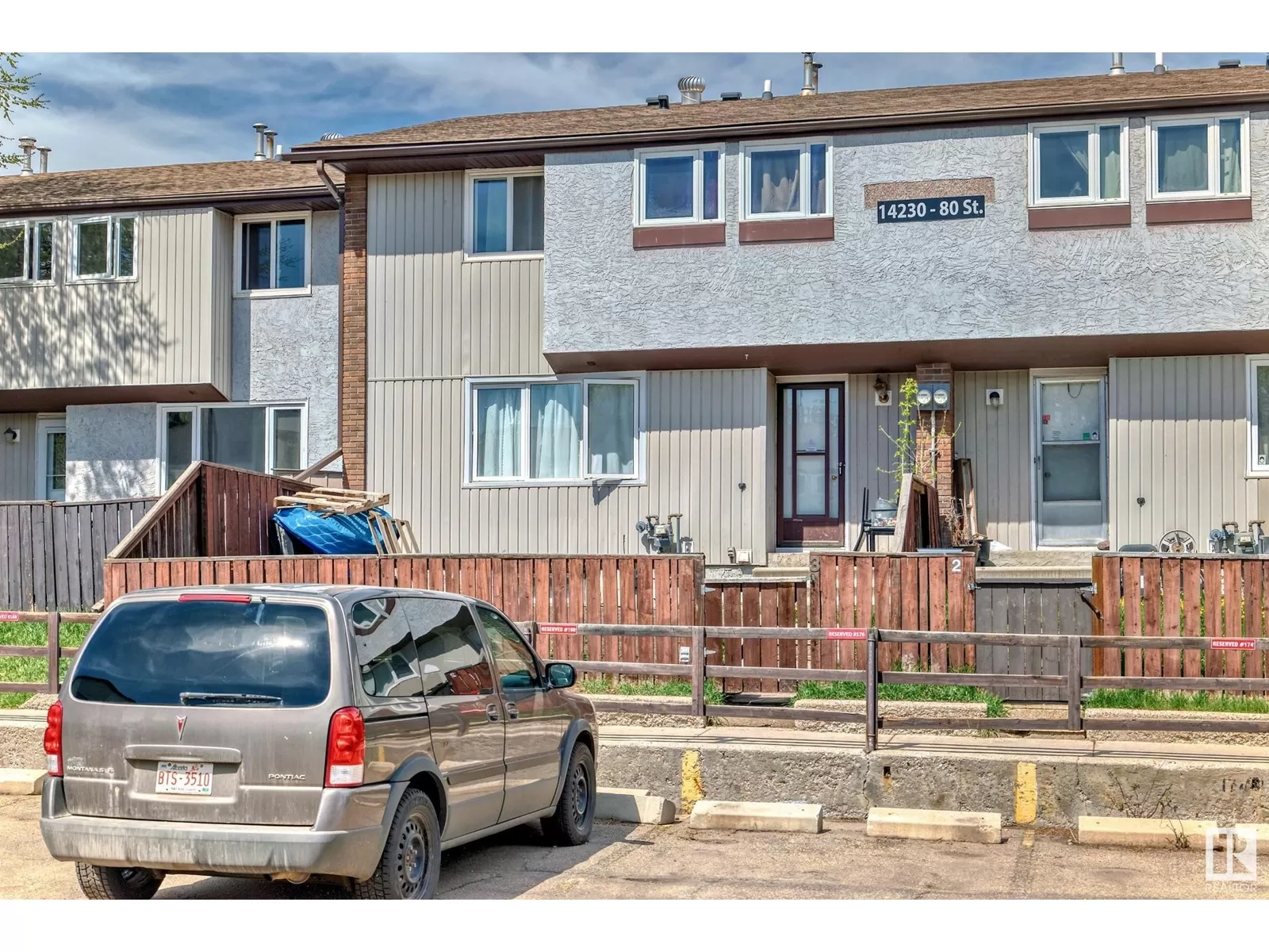 Row / Townhouse for rent: #3 14230 80 St Nw, Edmonton, Alberta T5C 1L6