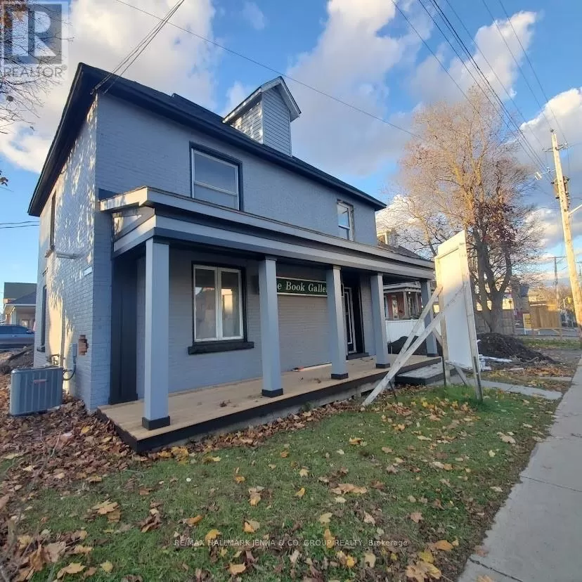 3 - 19 Lake Avenue W, Carleton Place, Ontario K7C 1L1