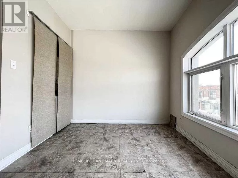 Other for rent: 3 - 2475 Yonge Street, Toronto, Ontario M4P 2H6