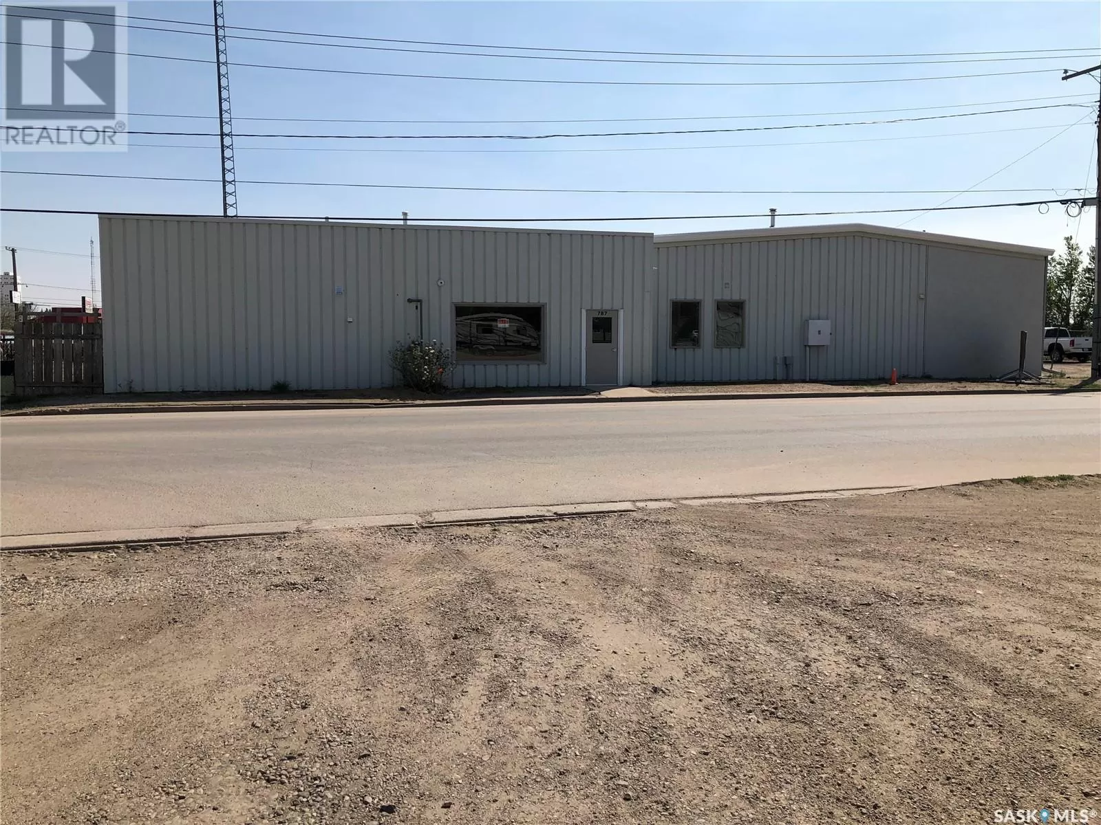 Offices for rent: 3 787 Fairford Street W, Moose Jaw, Saskatchewan S6H 0G2