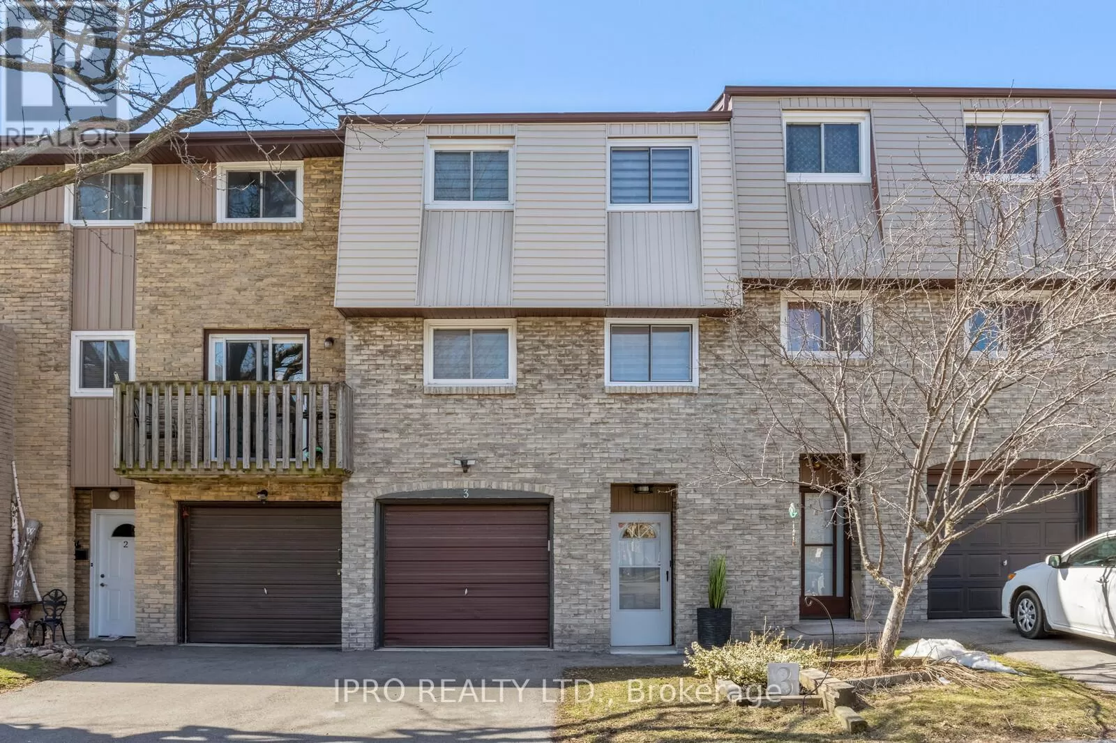 Row / Townhouse for rent: 3 - 985 Limeridge Road E, Hamilton, Ontario L8W 1X9