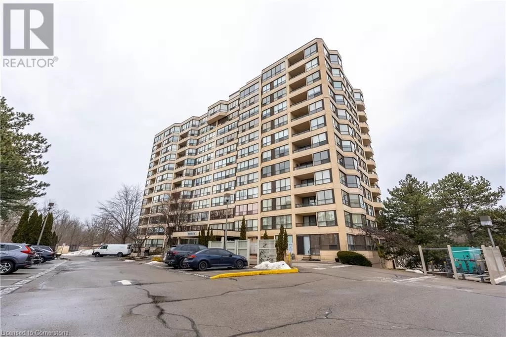 Apartment for rent: 3 Towering Heights Boulevard Unit# 605, St. Catharines, Ontario L3T 4A4