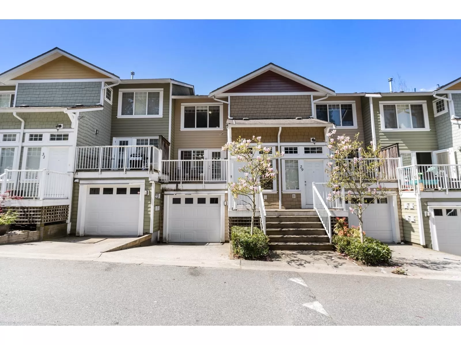 Row / Townhouse for rent: 30 6110 138 Street, Surrey, British Columbia V3X 3V6
