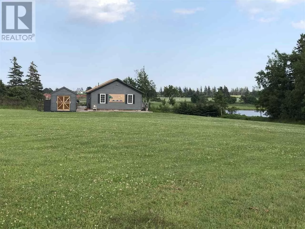 Recreational for rent: 30 Hebrides Lane, New London, Prince Edward Island C0B 1M0