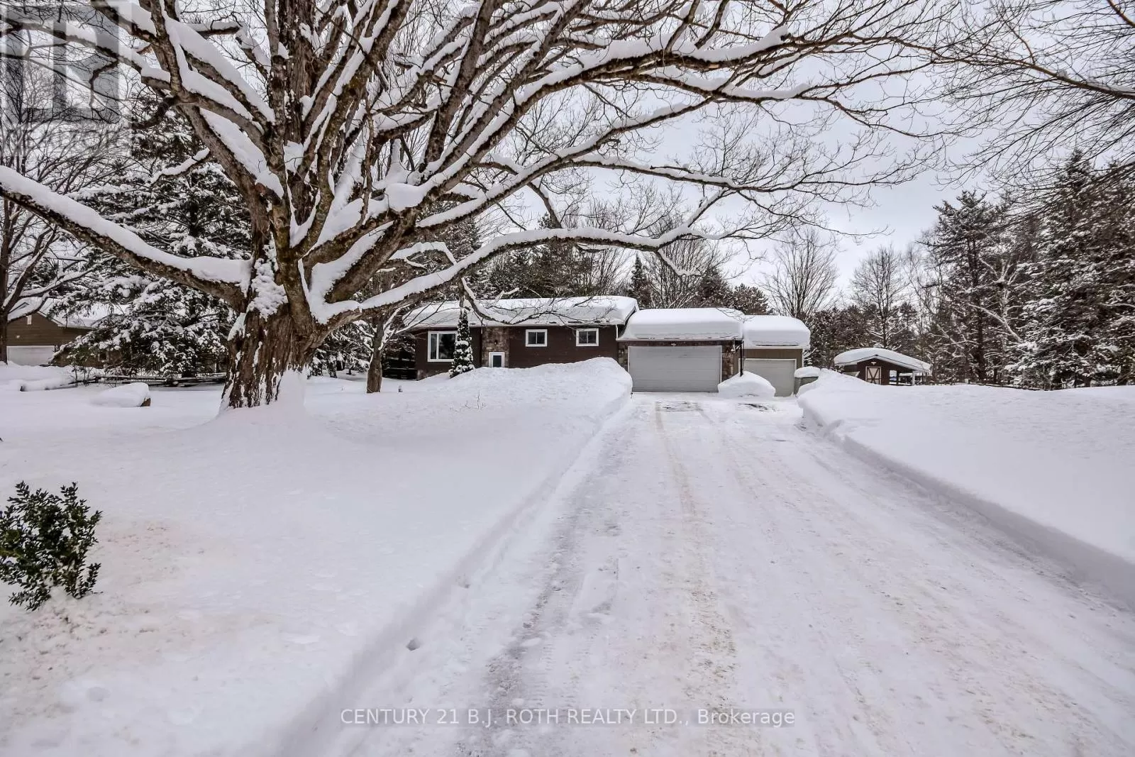 House for rent: 3017 Cambrian Road, Severn, Ontario P0E 1N0