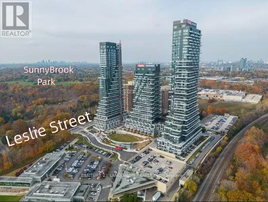 Apartment for rent: 302 - 30 Inn On The Park Drive, Toronto, Ontario M3C 0P7