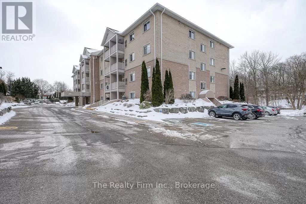 Apartment for rent: 305 - 46 Canterbury Street, Ingersoll, Ontario N5C 1C4